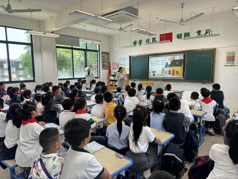 幼小衔接1.JPG 幼小衔接1.JPG