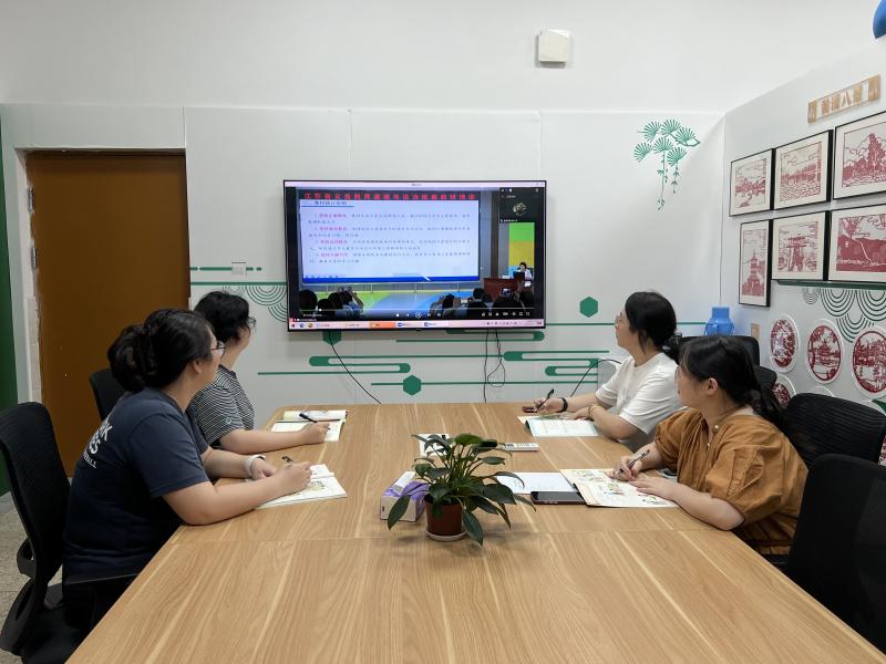 观看照片.jpg 观看照片.jpg