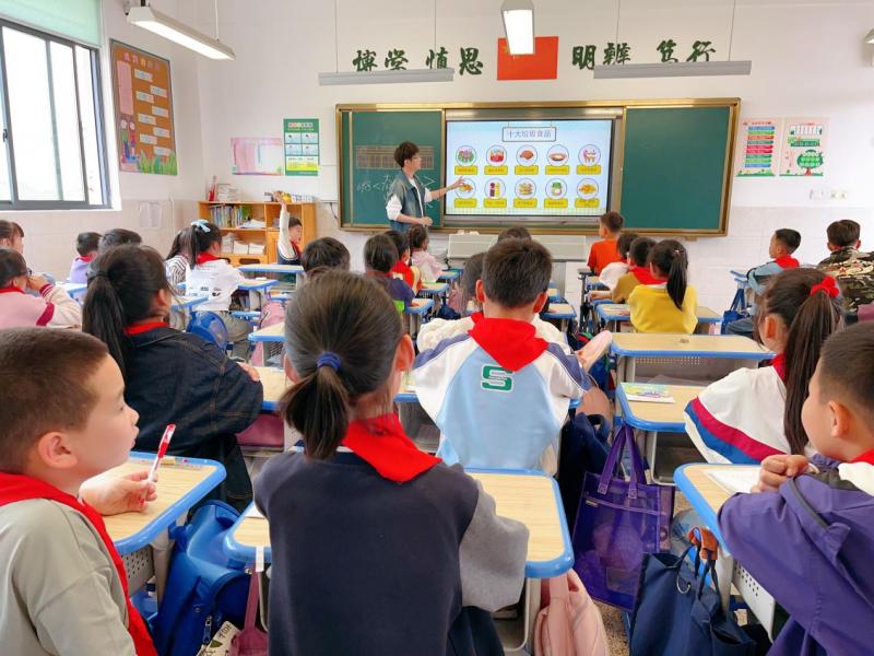 9fc5d38c-9adb-4f21-ad6a-e8c86fda10e3