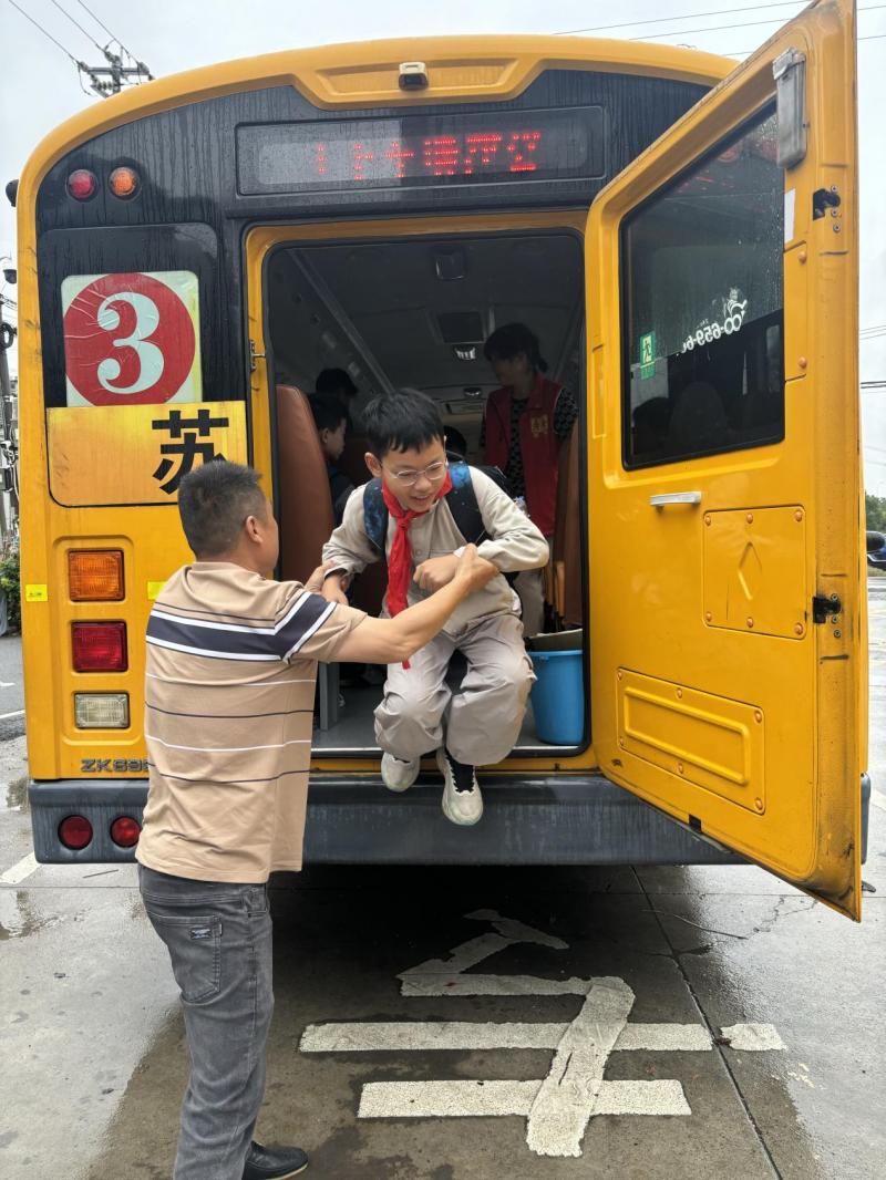 da055991-53b6-4553-bfcd-24e5e1de078a