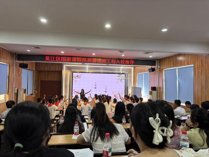 A2CBE27DD592CA5FCA1ED5AE73441A54.jpg A2CBE27DD592CA5FCA1ED5AE73441A54.jpg